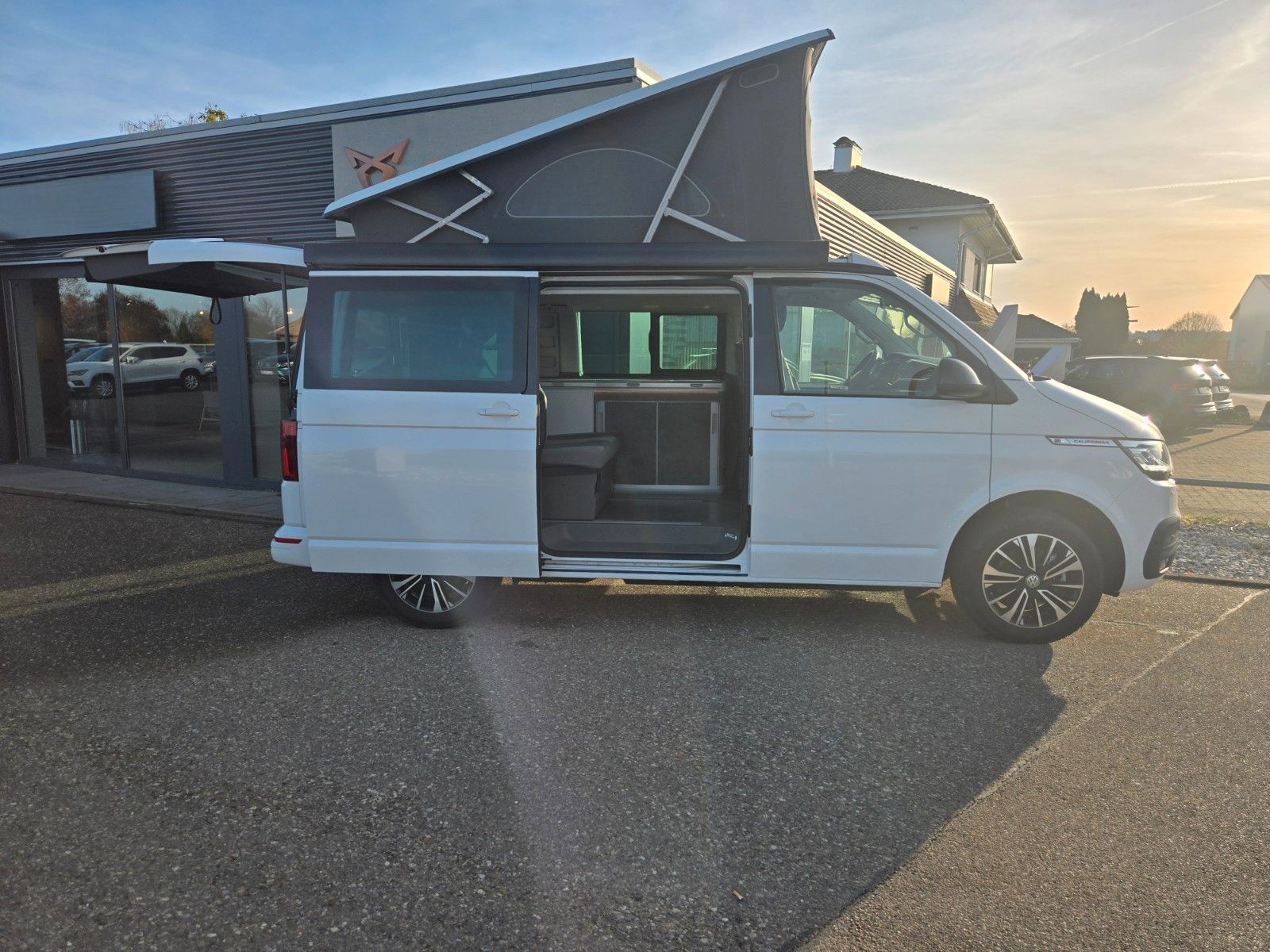 Volkswagen California Ocean Edition T6.1 TDI DSG/STANDHZG. foto 5