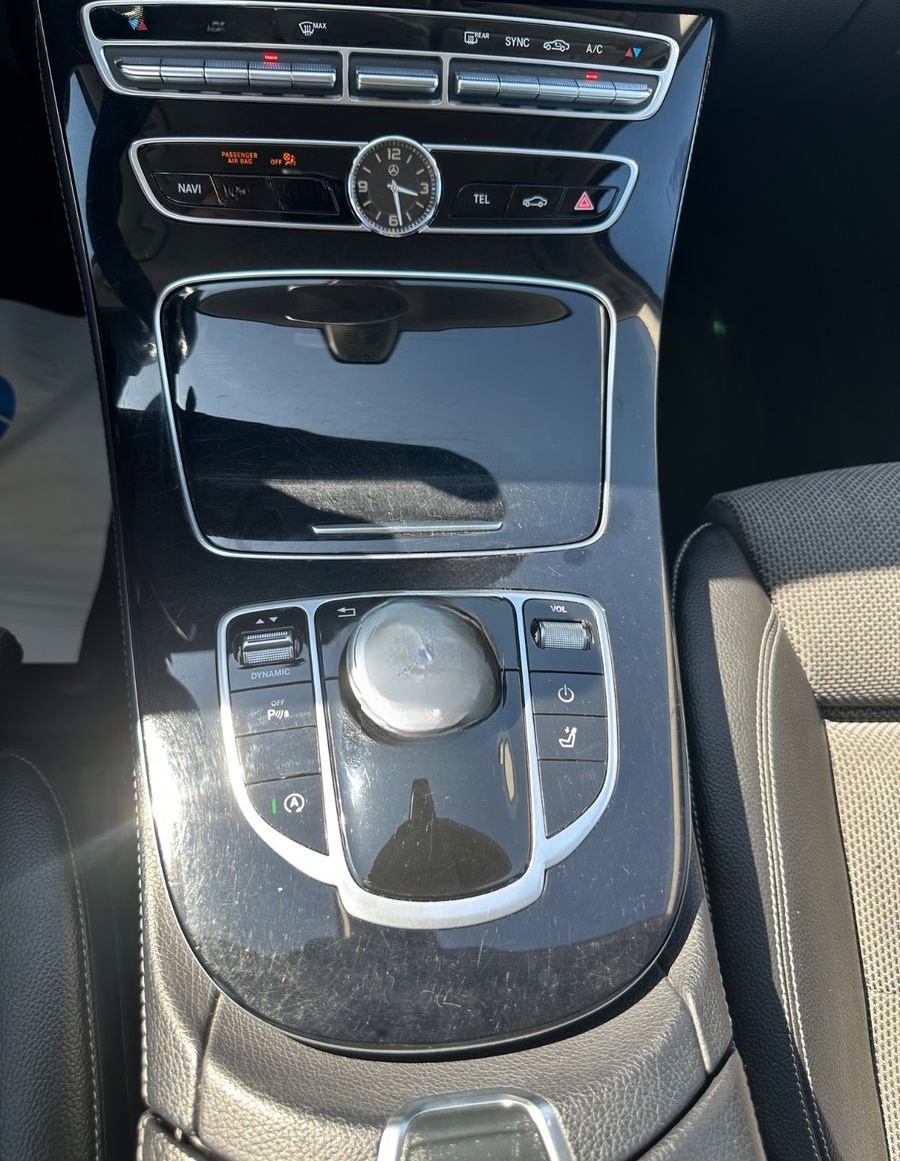 Mercedes-Benz E 200 T-Modell Avantgarde Navi LED Kamera foto 14