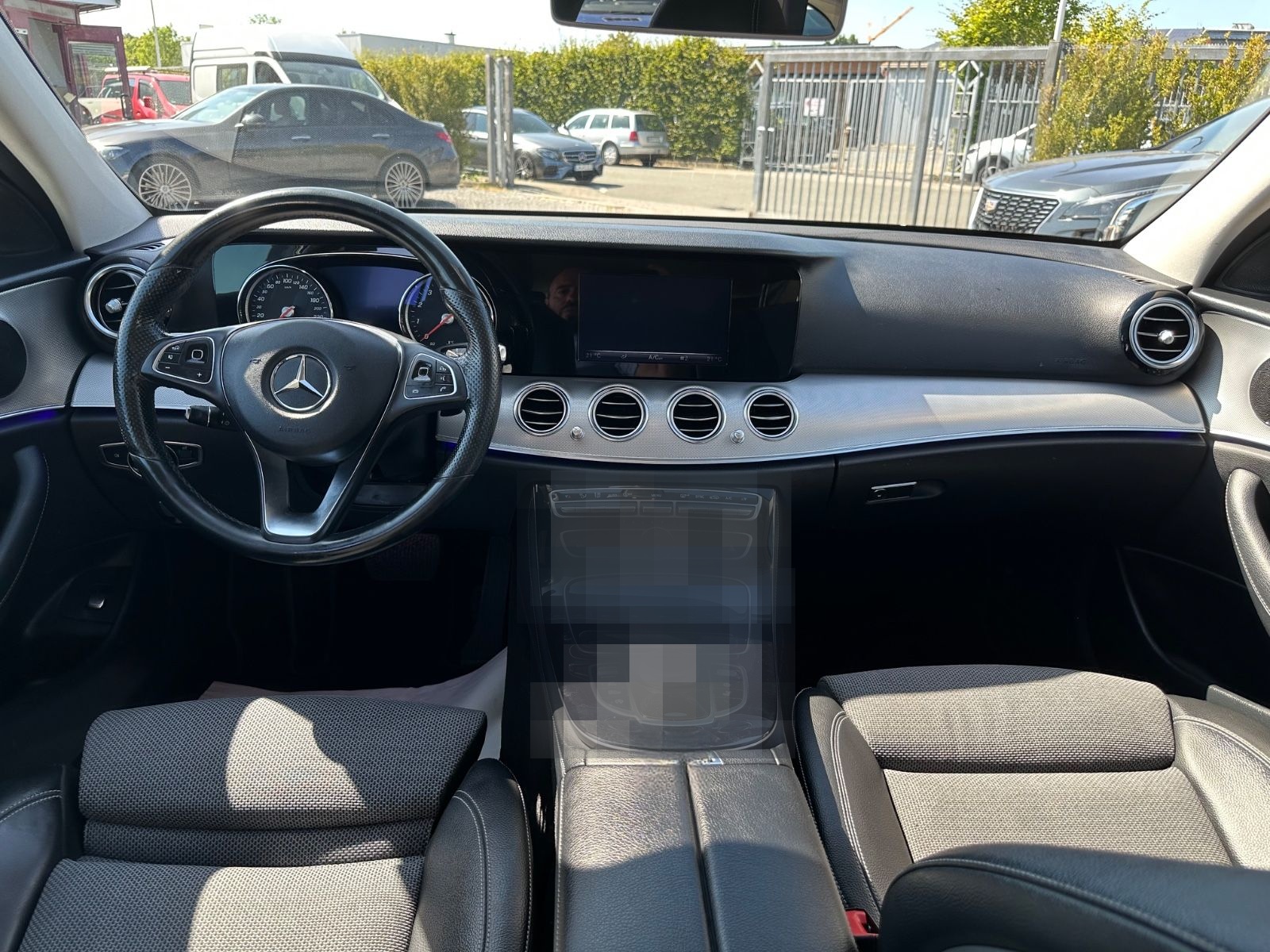 Mercedes-Benz E 200 T-Modell Avantgarde Navi LED Kamera foto 8