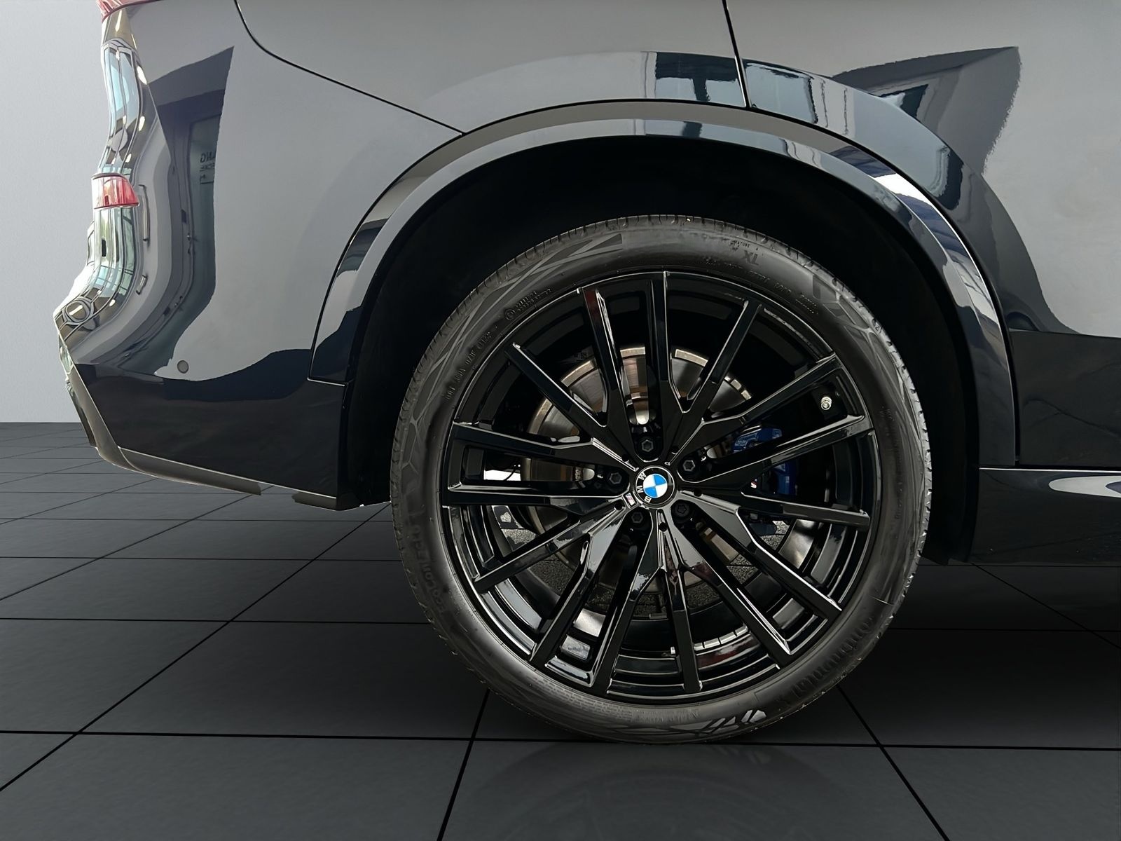 BMW X5 xDrive40d M-Sport NAVI LASER 360° AHK STANDHZ foto 5