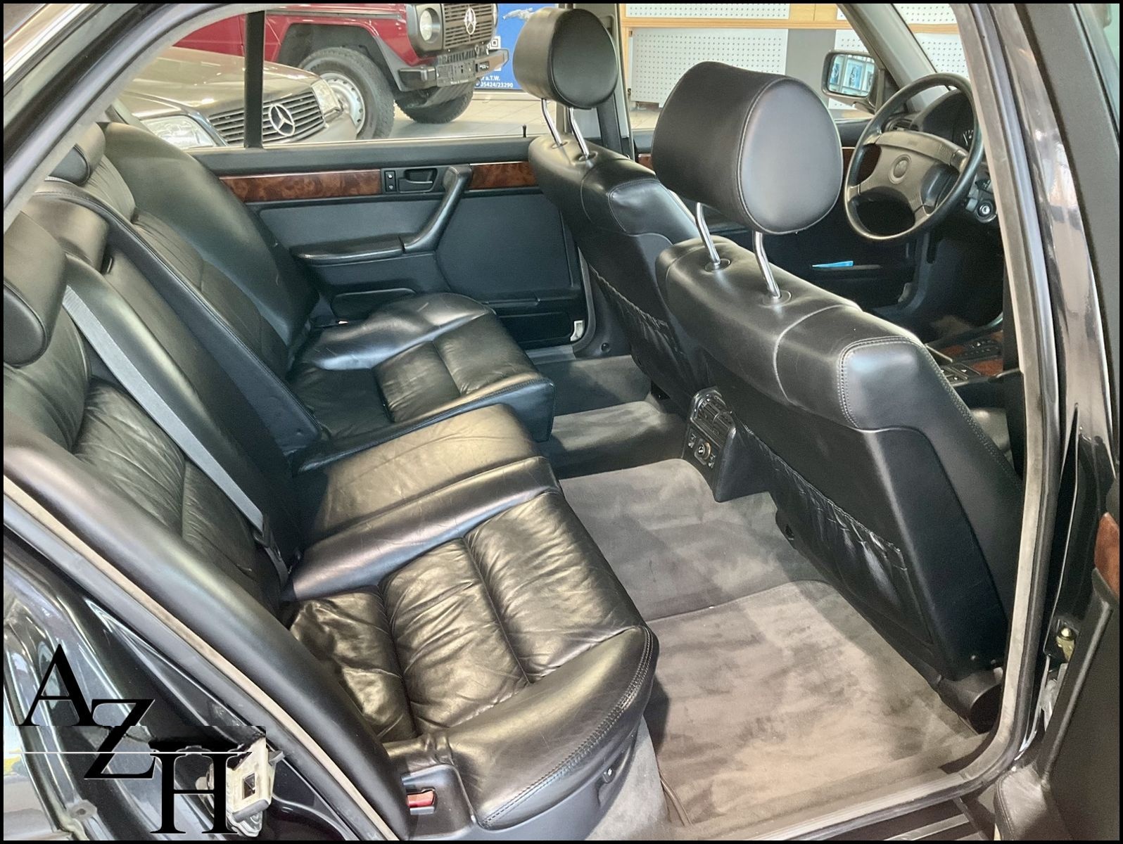 BMW 750 iL E32 V12 / Youngtimer / Langversion foto 23