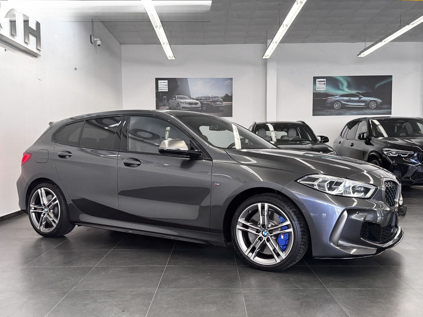 BMW M135i xDrive LC-PROF HUD KAMERA AD.LED HIFI 18" foto 3