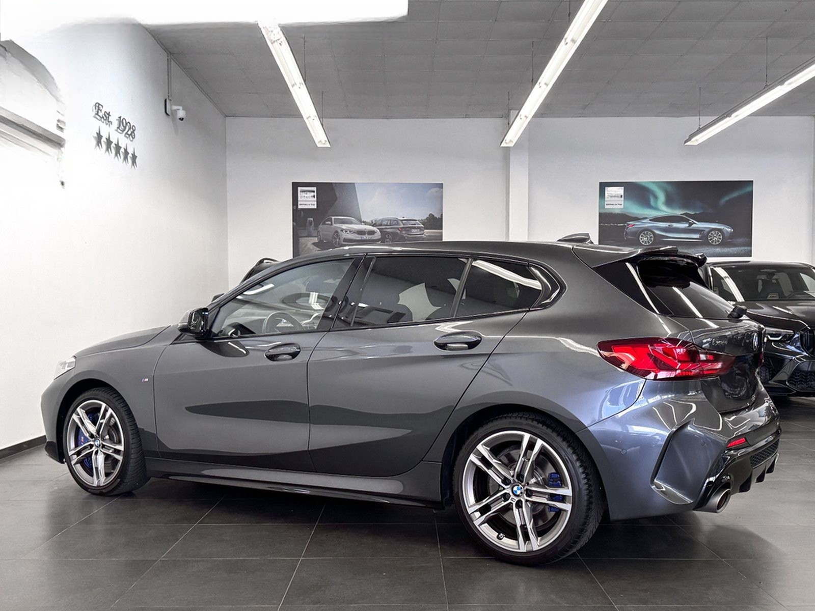 BMW M135i xDrive LC-PROF HUD KAMERA AD.LED HIFI 18" foto 4