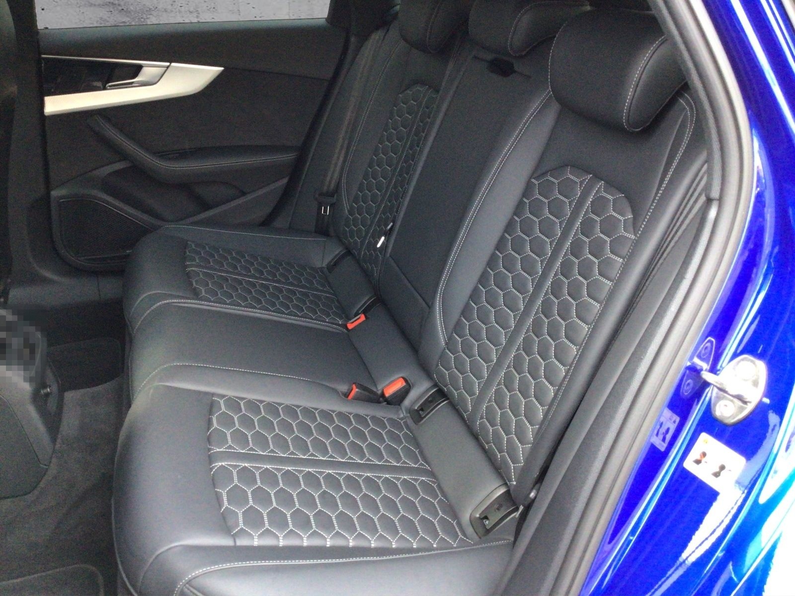 Audi RS4 Avant 2.9TFSI qua Tiptr. MATRIX/EL.SITZE/B&O foto 10