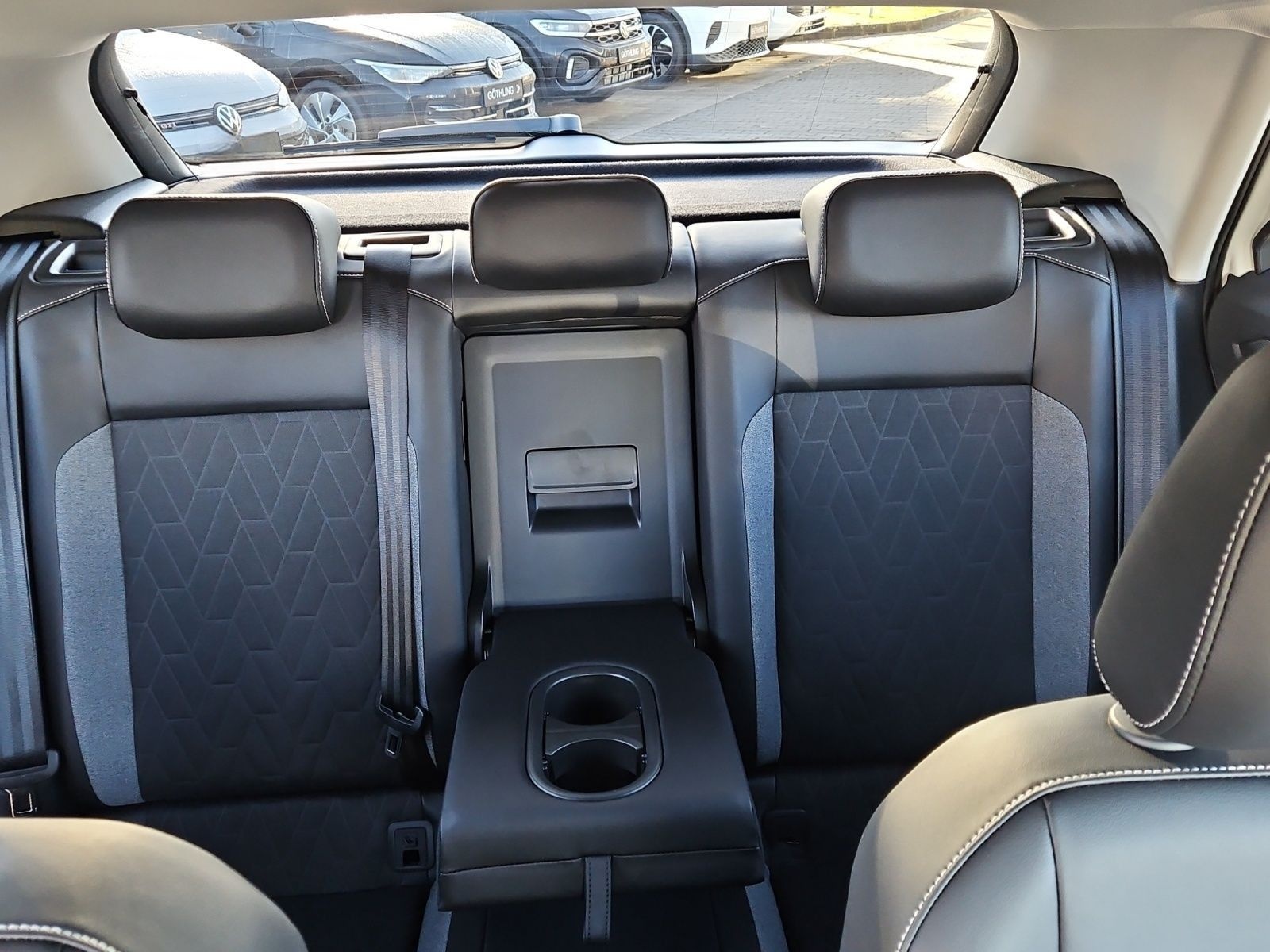 Volkswagen T-ROC 2.0 TDI DSG GOAL*AHK*KAMERA*NAVI*LED*17ZOL foto 18