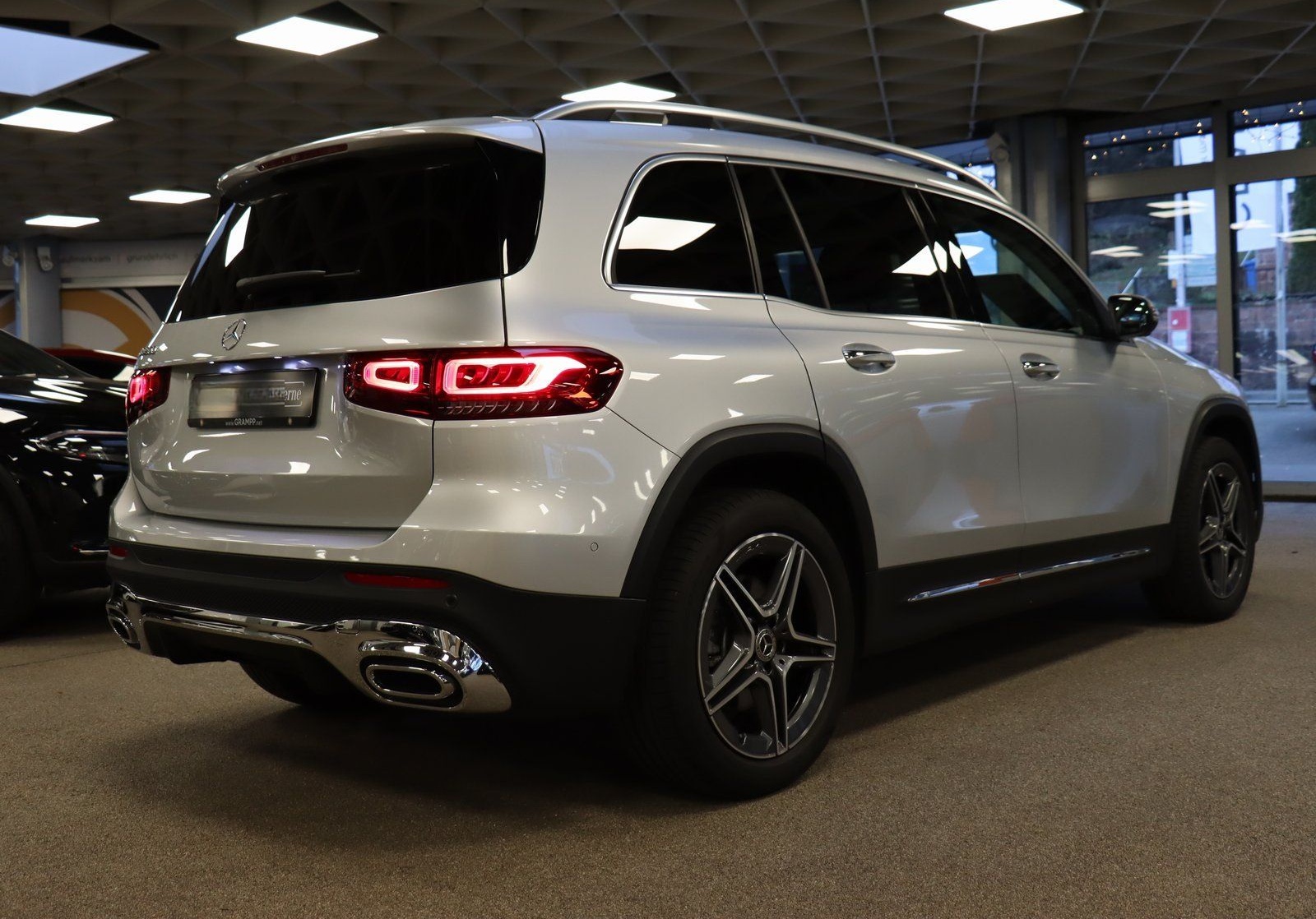 Mercedes-Benz GLB 200 AMG Pano/AHK/7Sitzer/Fahrassi/Kamera/LED foto 4