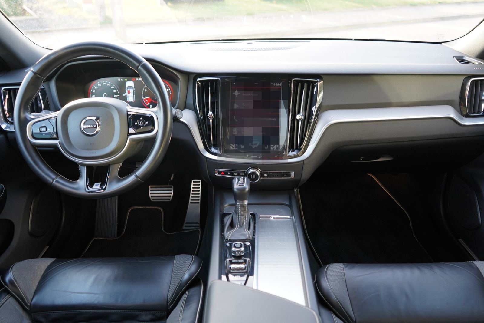 Volvo V60 T5 R-Design LED Navi HarmanKardon Keyless foto 13