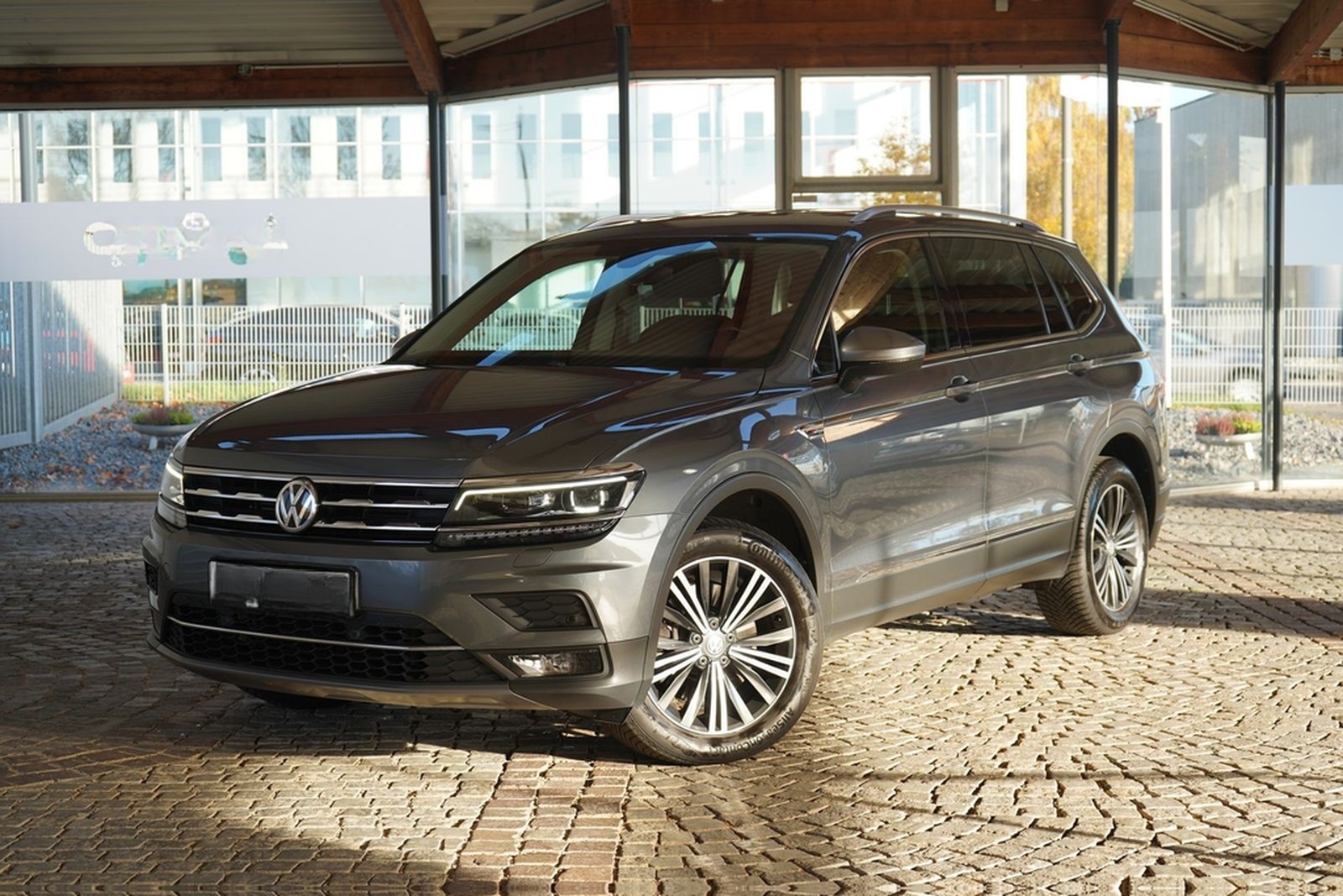 Volkswagen Tiguan Allspace 2.0 TSI DSGHighline Keyless-Go foto 2
