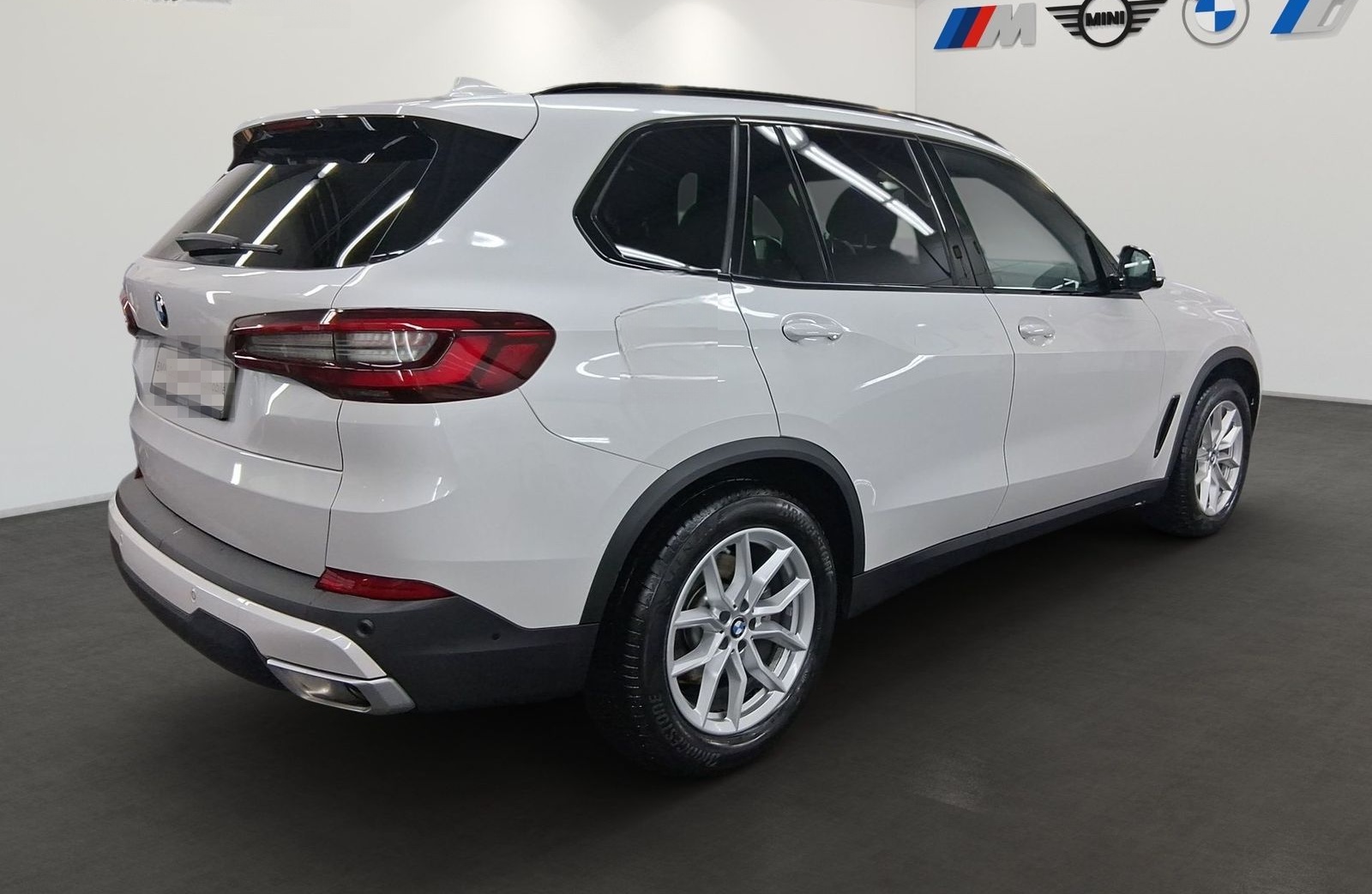 BMW X5 xDrive40i 2-AchsLuft*HeadUp*HarmanKardon*Memo foto 3