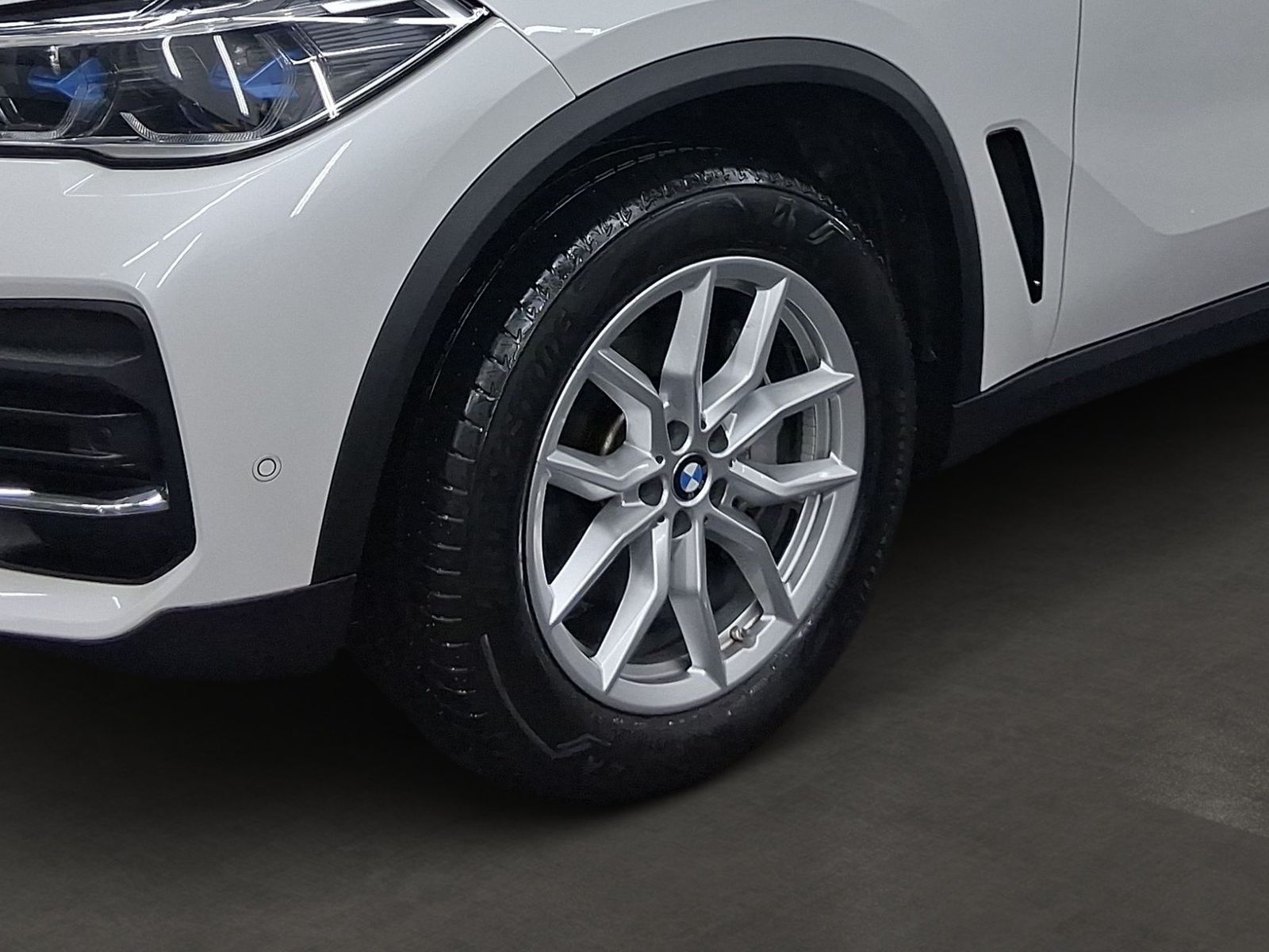 BMW X5 xDrive40i 2-AchsLuft*HeadUp*HarmanKardon*Memo foto 6