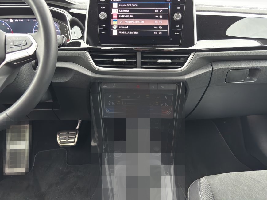Volkswagen T-Roc 1.5 TSI DSG R-Line AHK Digital-Pro Kamera foto 14