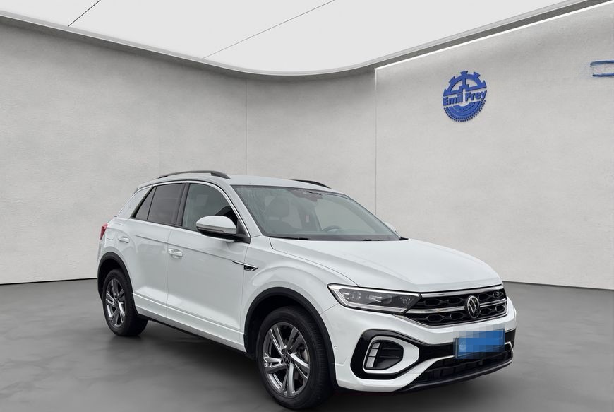 Volkswagen T-Roc 1.5 TSI DSG R-Line AHK Digital-Pro Kamera foto 8