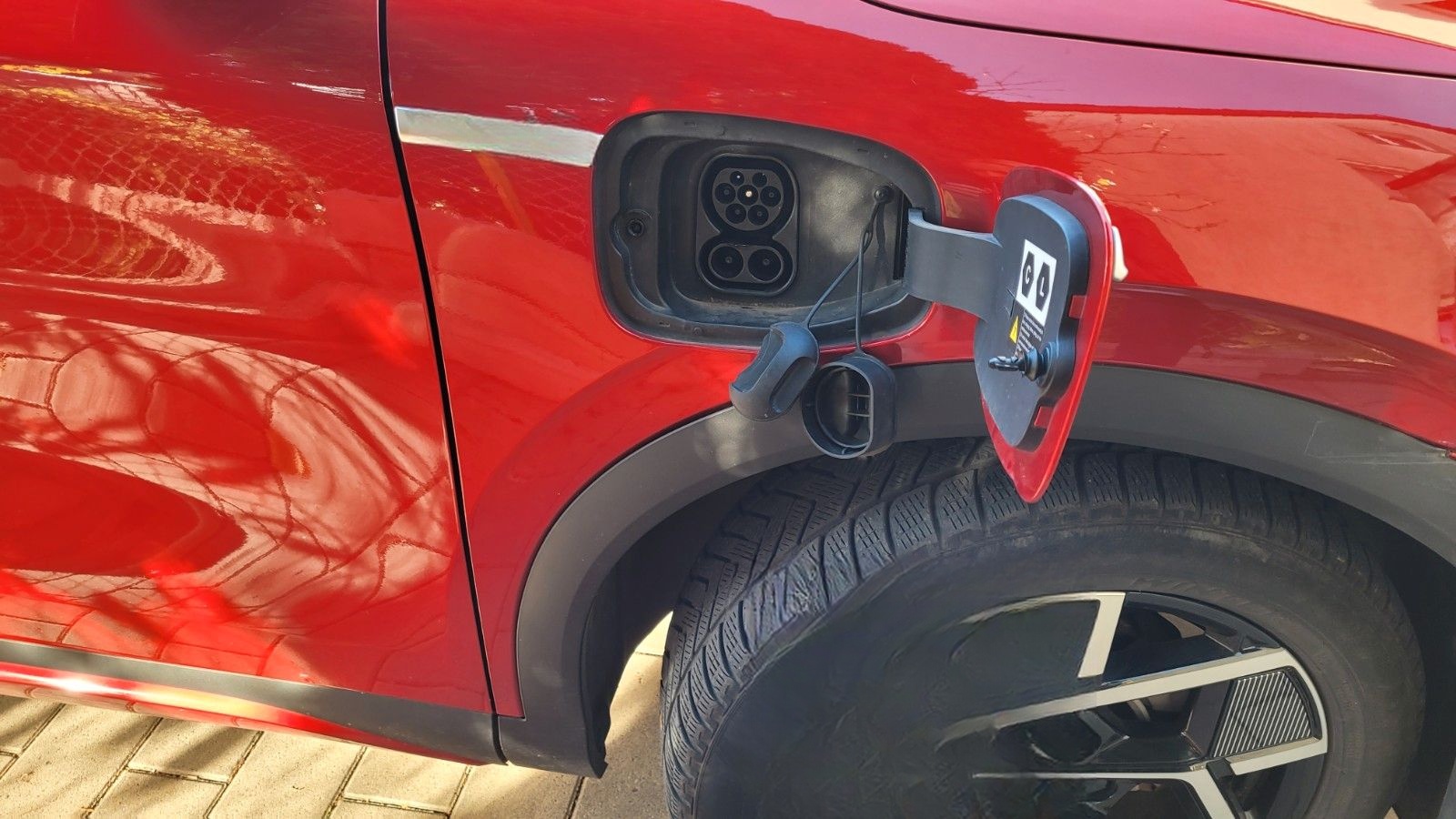 BYD ATTO 3 150 kW Design, 360 Kamera, Pano.Dach foto 13