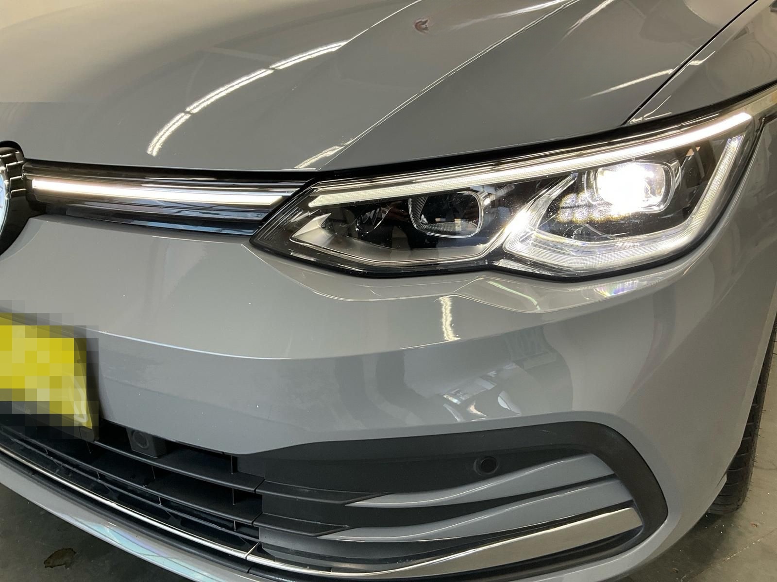 Volkswagen Golf VIII VARIANT STYLE 1.5eTSI 150PS DSG LED.AH foto 6