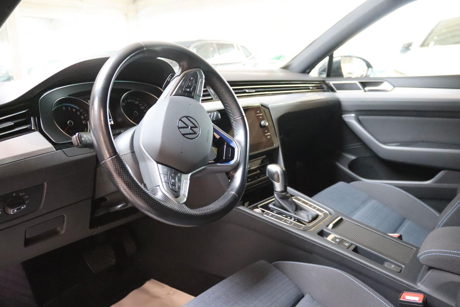 Volkswagen Passat Variant 1.4 TSI Hybrid GTE * DSG * NAVI foto 6