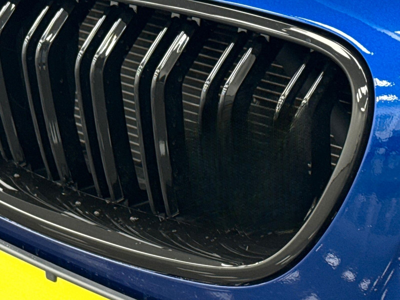 BMW M5 4.4 V8 Biturbo Carbon Paket*San Marino Blue* foto 13