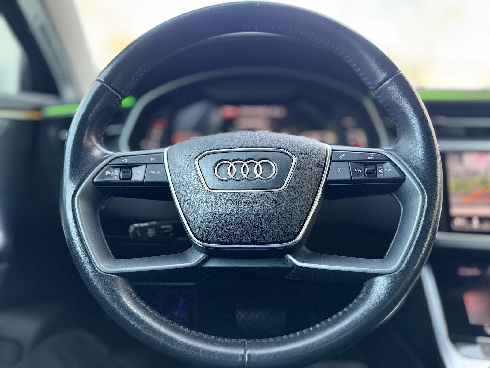 Audi A6 / 35 TDI / S-Line / 360° Kamera / Keyless foto 24