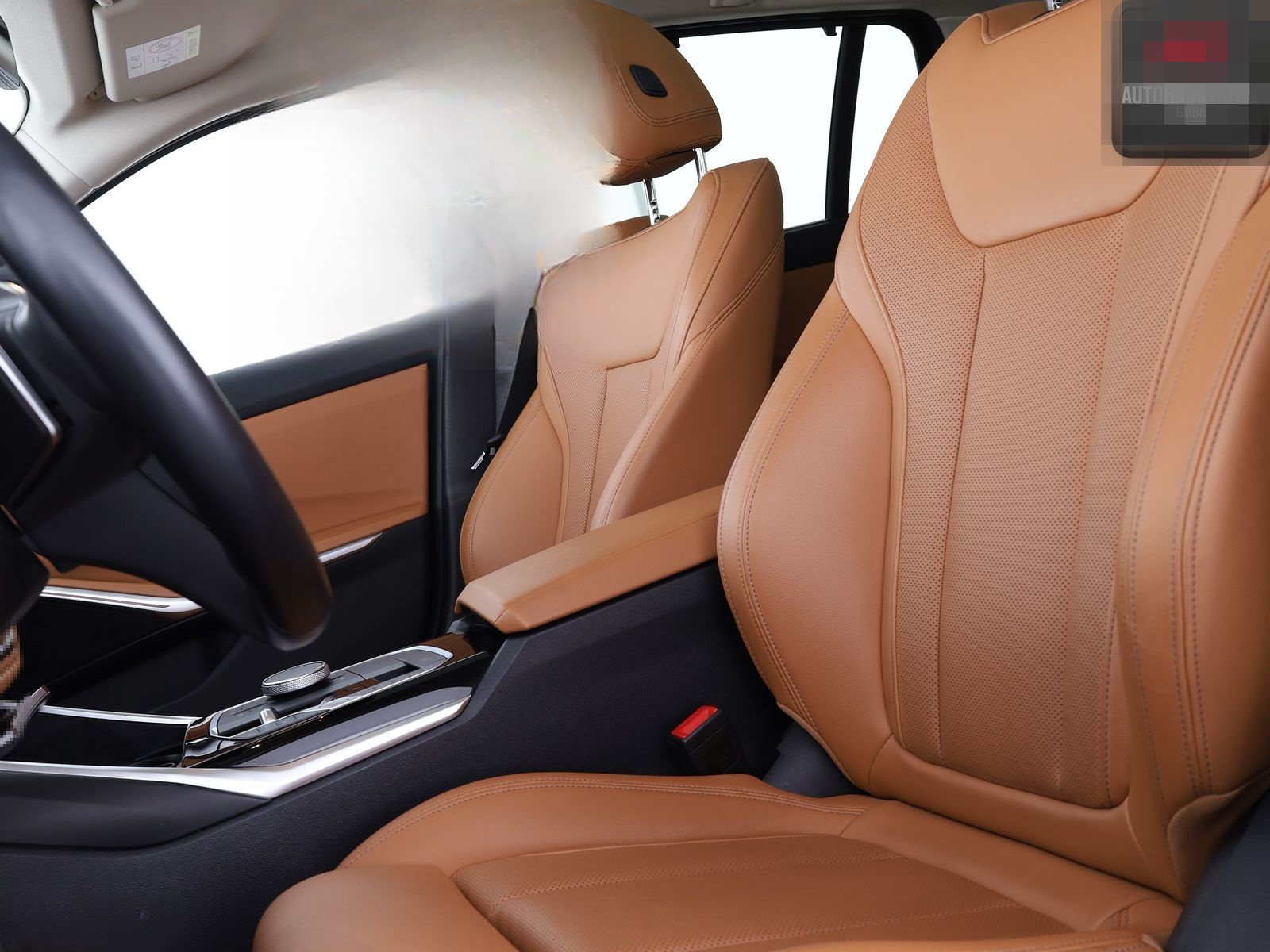 BMW 320 d T xDrive SHADOW LINE KAMERA,AMBIENTE,PANO foto 10