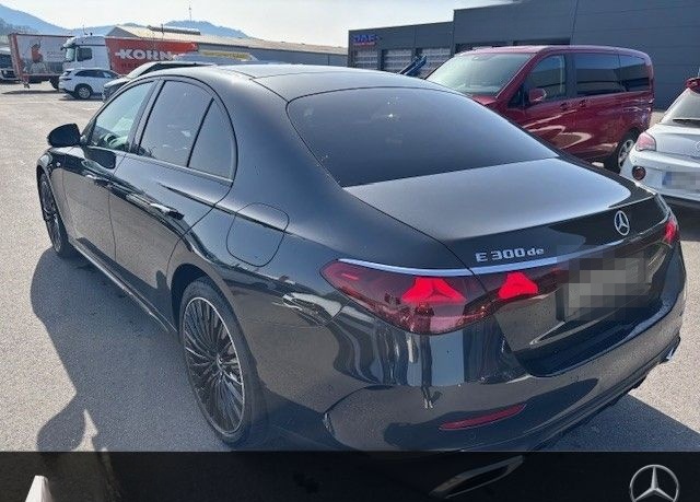 Mercedes-Benz E 300 de AMG Sport Night Distr Pano AHK 360 20'' foto 5