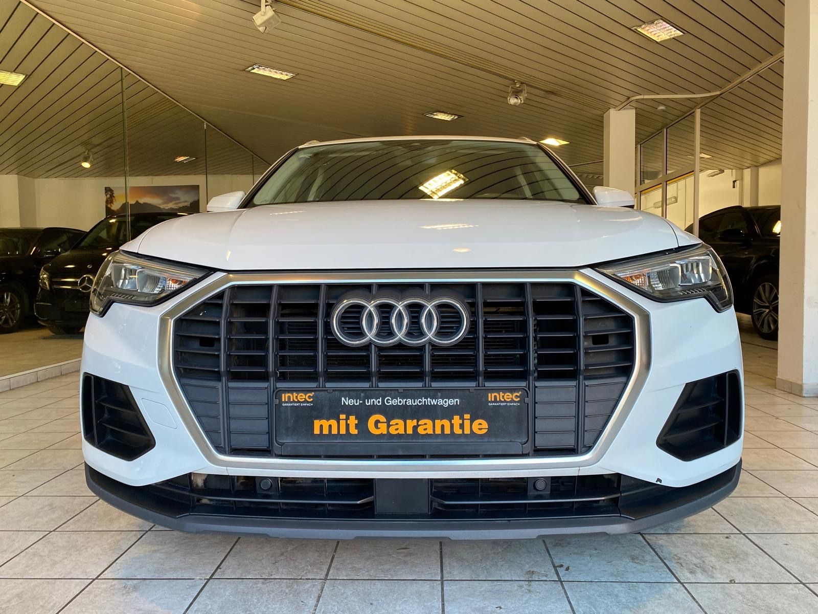 Audi Q3 35 TDI basis foto 2
