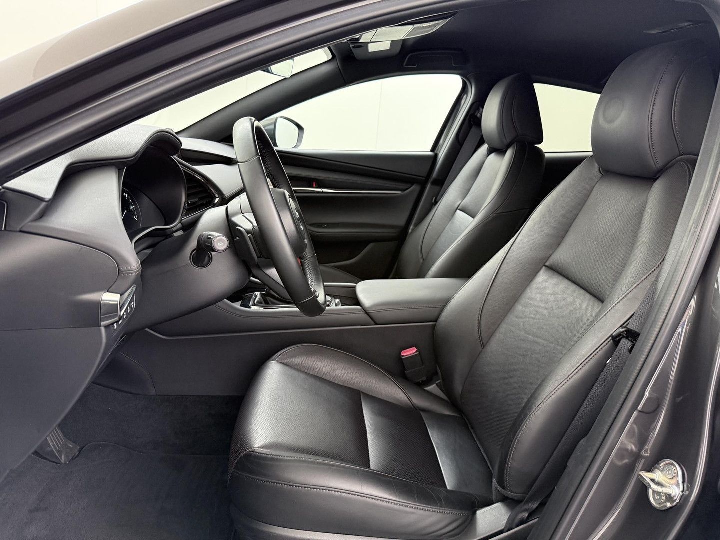 Mazda 3 2.0 e-SkyActiv-X M Hybrid 186 Luxury Leder | B foto 3