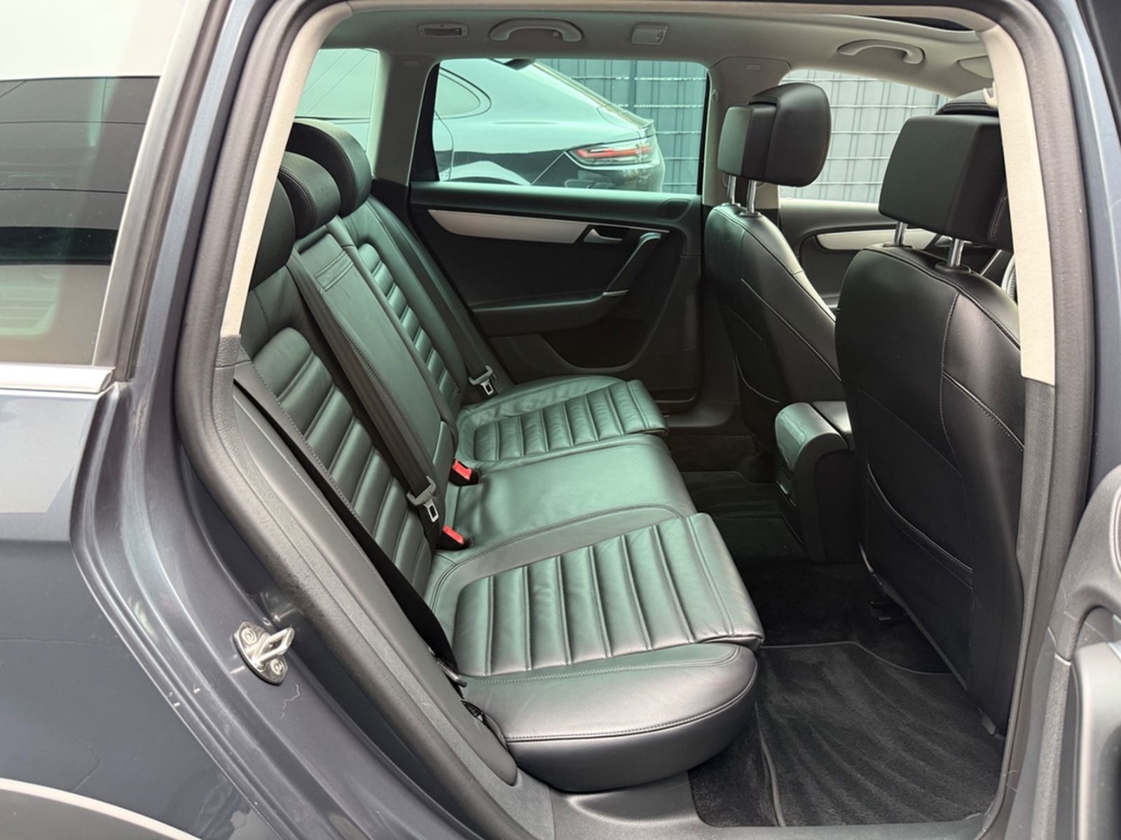 Volkswagen Passat Alltrack Variant  BMT 4Motion Voll foto 14