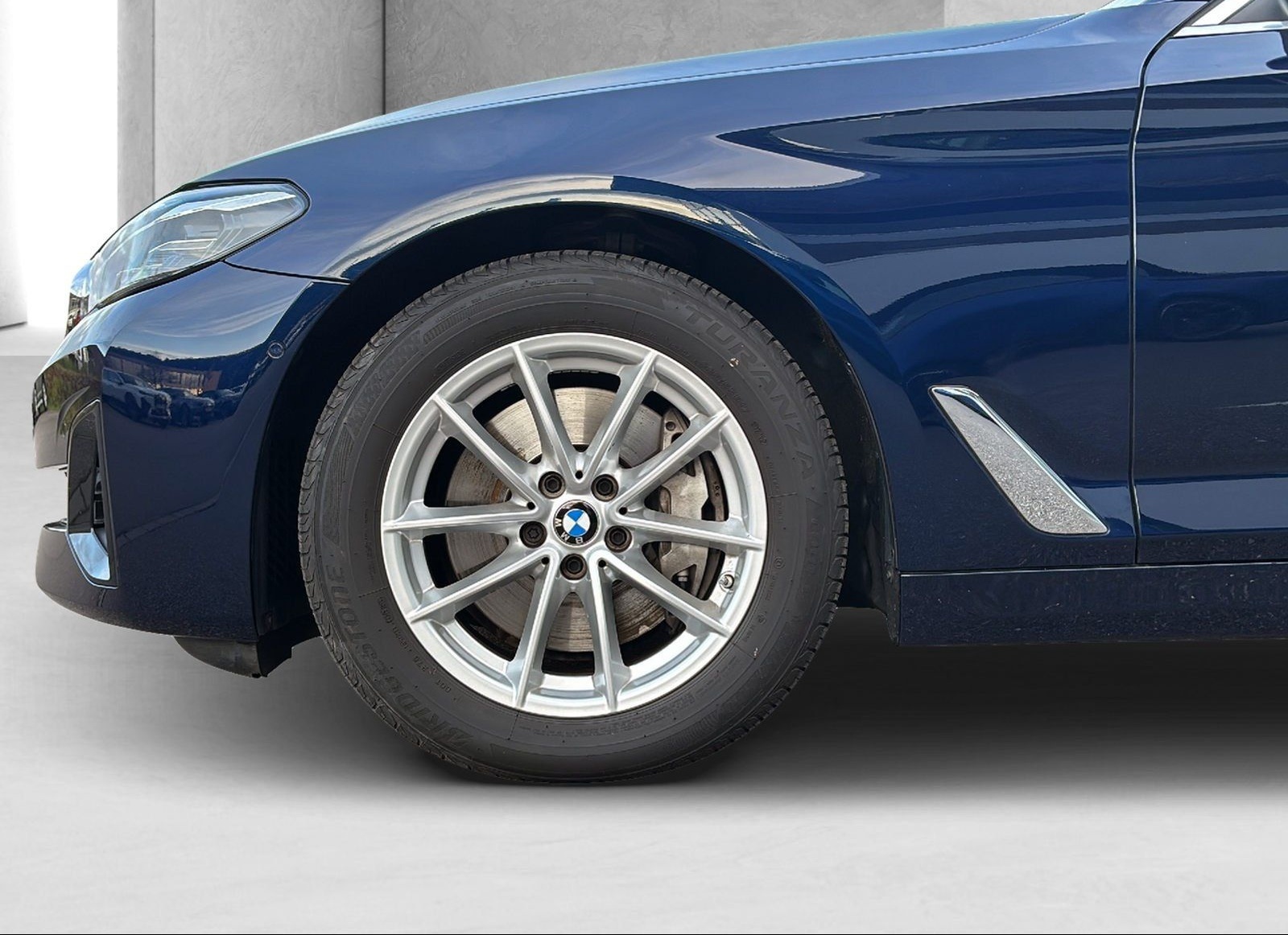BMW 530d xDrive Touring foto 4