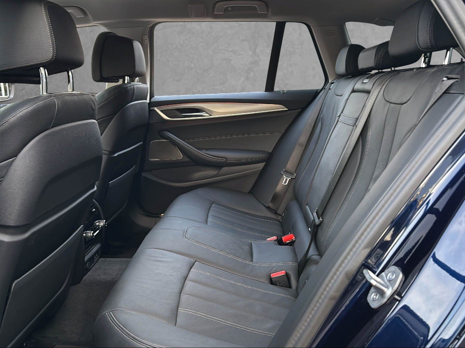 BMW 530d xDrive Touring foto 9