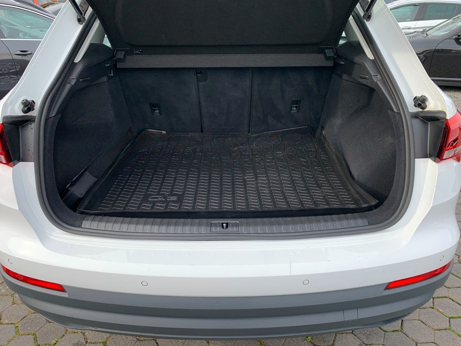 Audi Q3 35 TFSI *1 Hand*Navi*BT*PDC*SD* foto 6