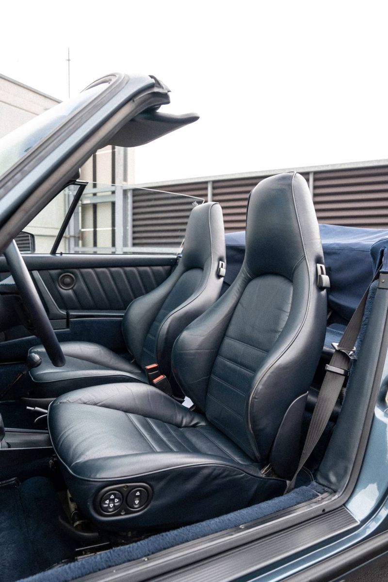 Porsche 911 Carrera 3.2 G 50 foto 9
