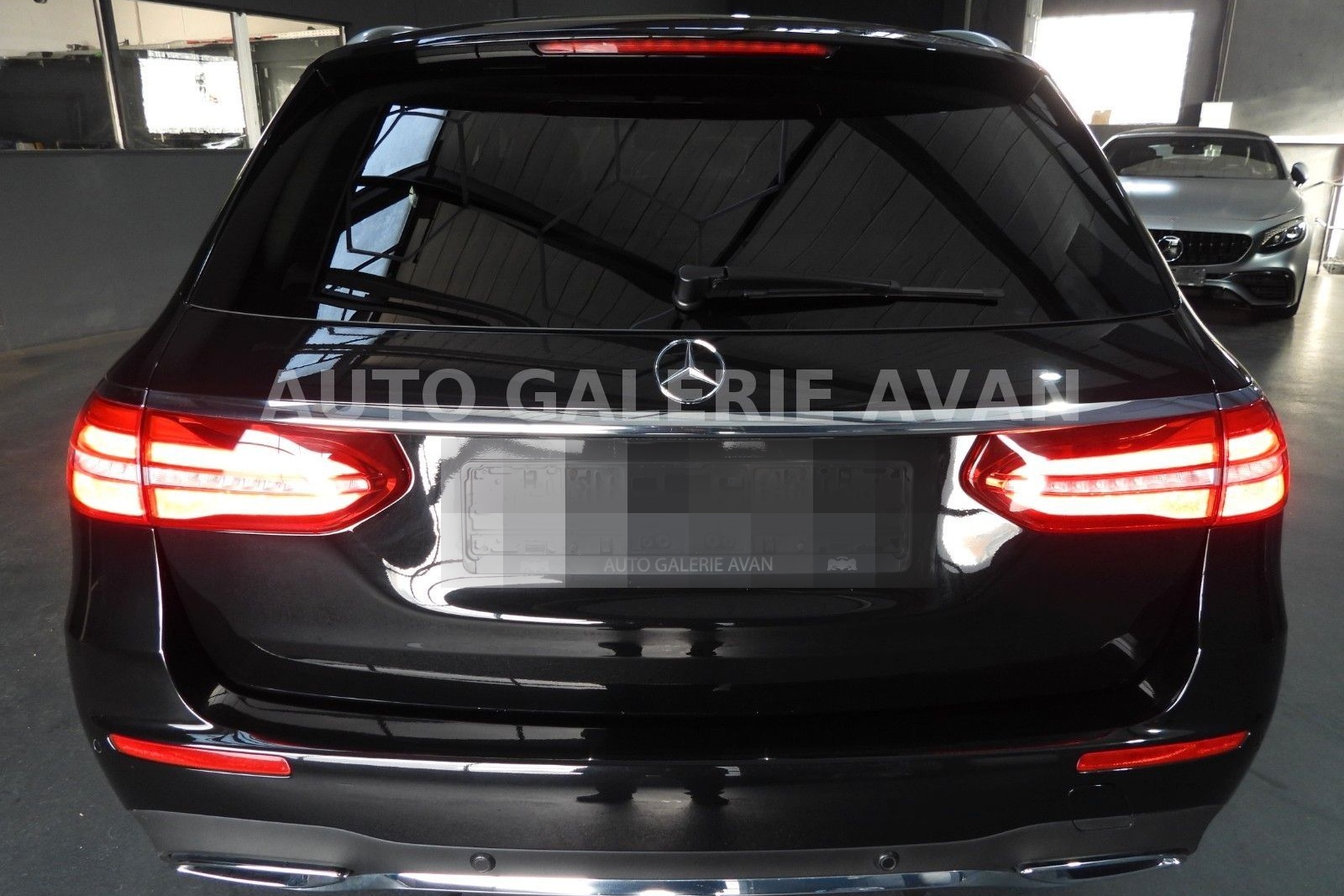 Mercedes-Benz E 220 D T AMG LINE/WIDESCREEN/MULTI/MEMORY/360°/ foto 5