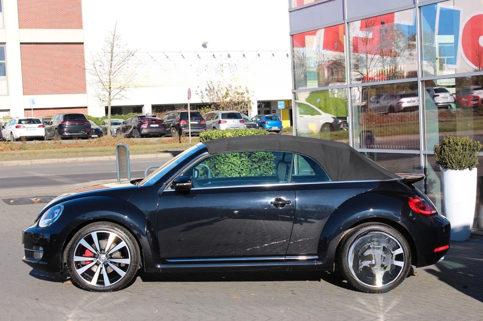 Volkswagen Beetle Cabrio 2.0 TSI DSG Sport Xenon Navi RFK foto 28