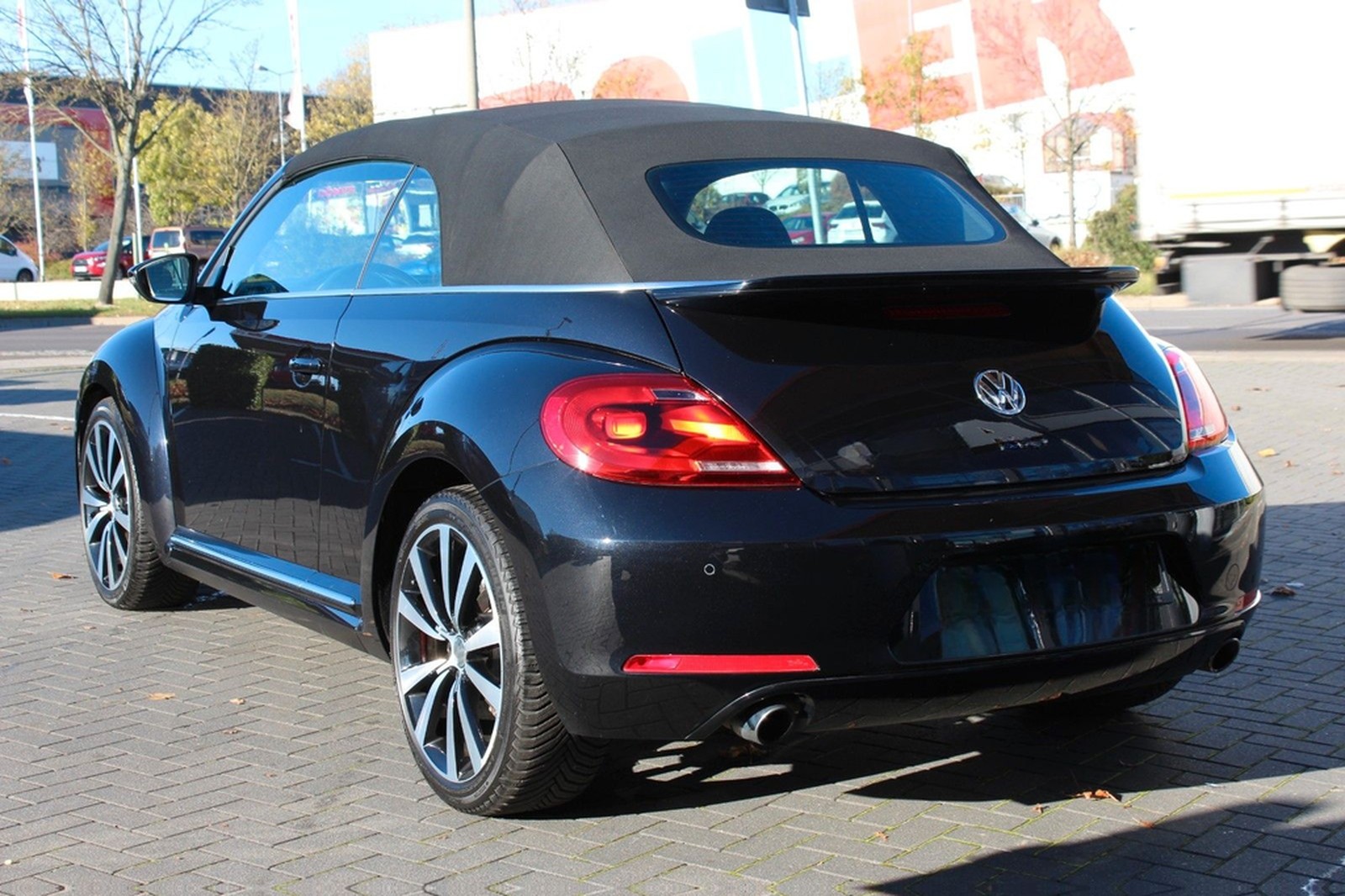 Volkswagen Beetle Cabrio 2.0 TSI DSG Sport Xenon Navi RFK foto 30