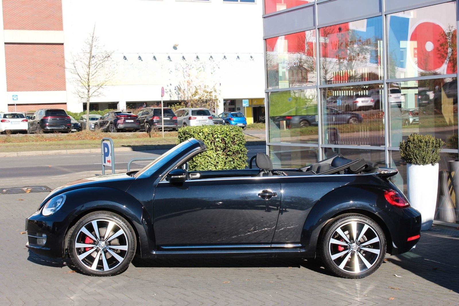 Volkswagen Beetle Cabrio 2.0 TSI DSG Sport Xenon Navi RFK foto 4