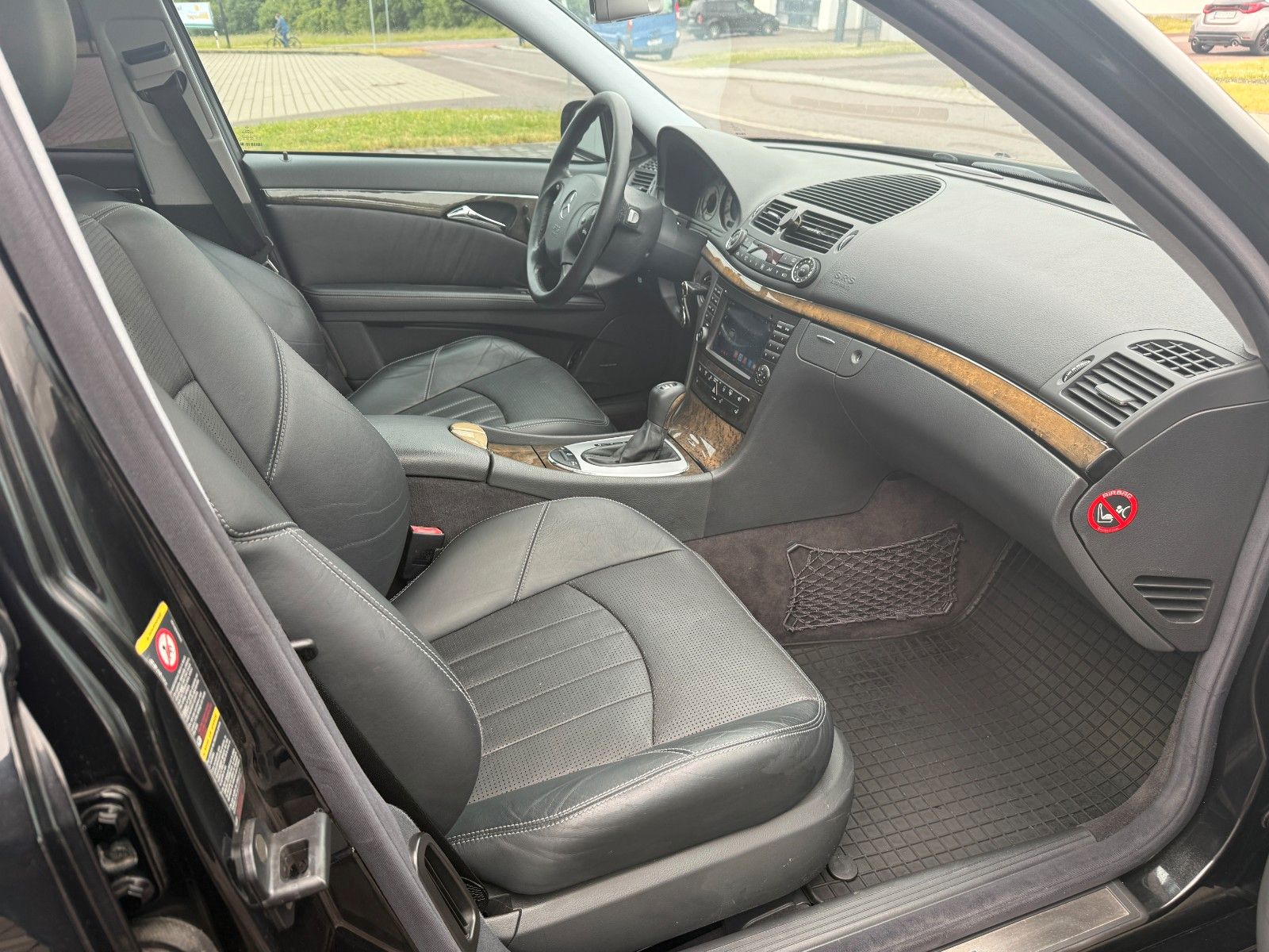 Mercedes-Benz E 55 AMG E -Klasse Lim. E 55 AMG VOLL foto 16