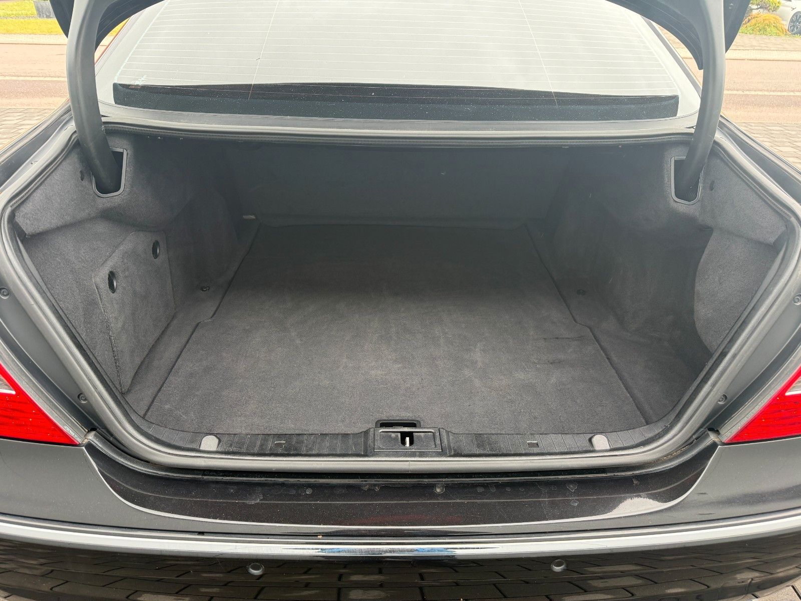 Mercedes-Benz E 55 AMG E -Klasse Lim. E 55 AMG VOLL foto 23