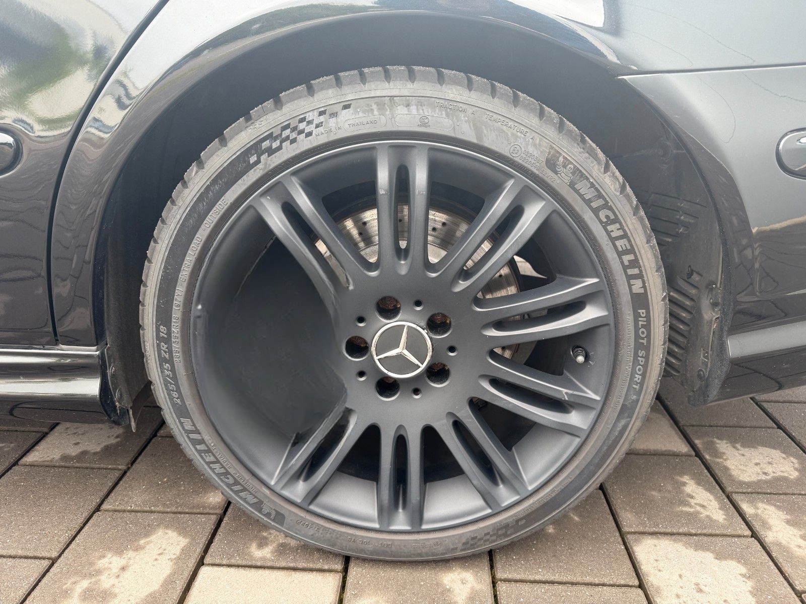 Mercedes-Benz E 55 AMG E -Klasse Lim. E 55 AMG VOLL foto 24