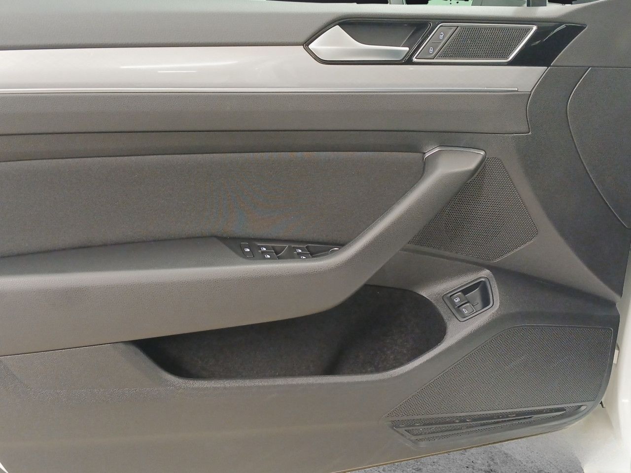 Volkswagen Passat Variant GTE Navi Pano RearView SHZ LED foto 16