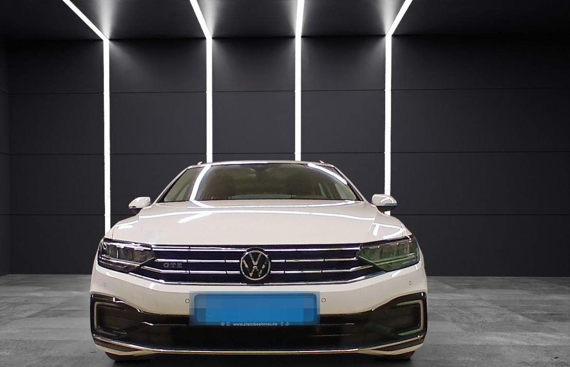 Volkswagen Passat Variant GTE Navi Pano RearView SHZ LED foto 10