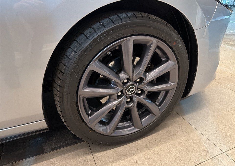 Mazda 3 Selection 2.0i AUTOMATIK+VOLL LED+HEAD-UP+KEYL foto 24
