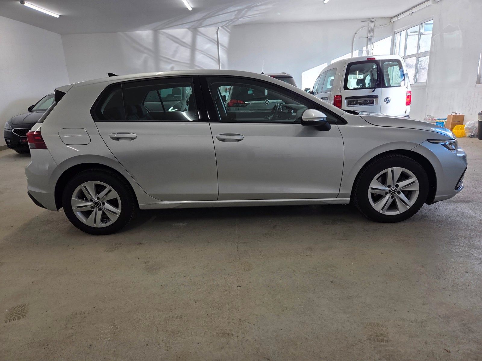 Volkswagen Golf VIII Lim. Basis foto 8