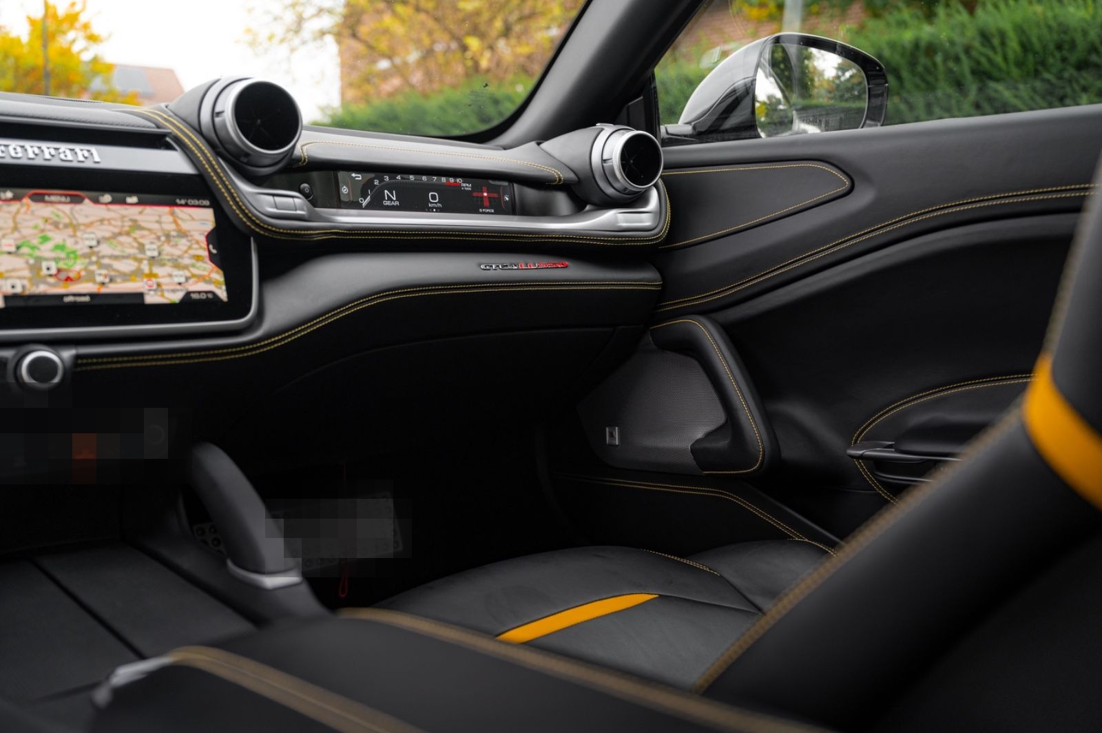 Ferrari GTC4Lusso 6.3 V12 690PS|Atelier|PassDisplay|Lift foto 24