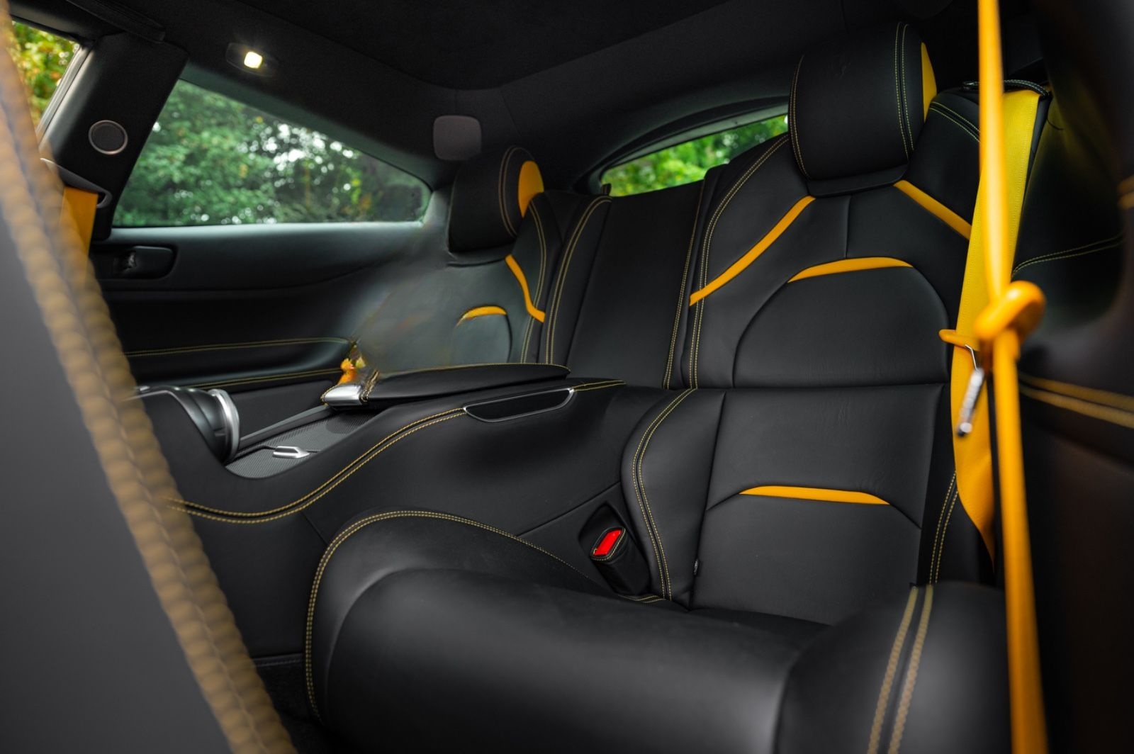Ferrari GTC4Lusso 6.3 V12 690PS|Atelier|PassDisplay|Lift foto 9
