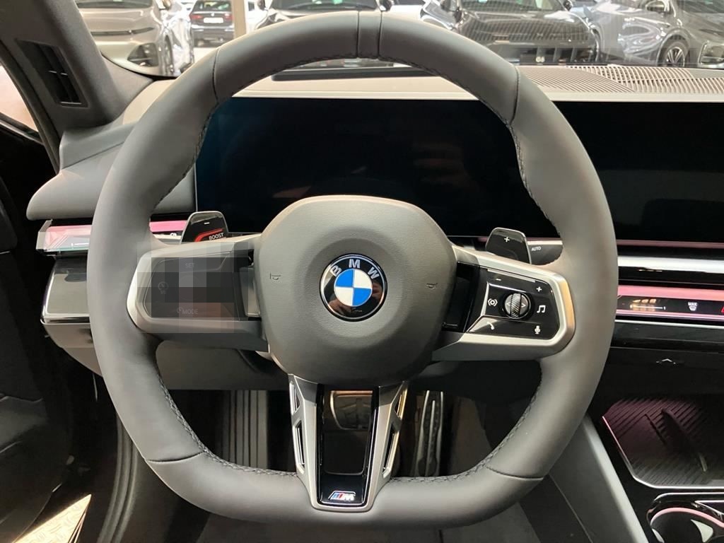 BMW 520d xDrive M Sport Pro AHK+Inno+Comfort+B&W foto 24