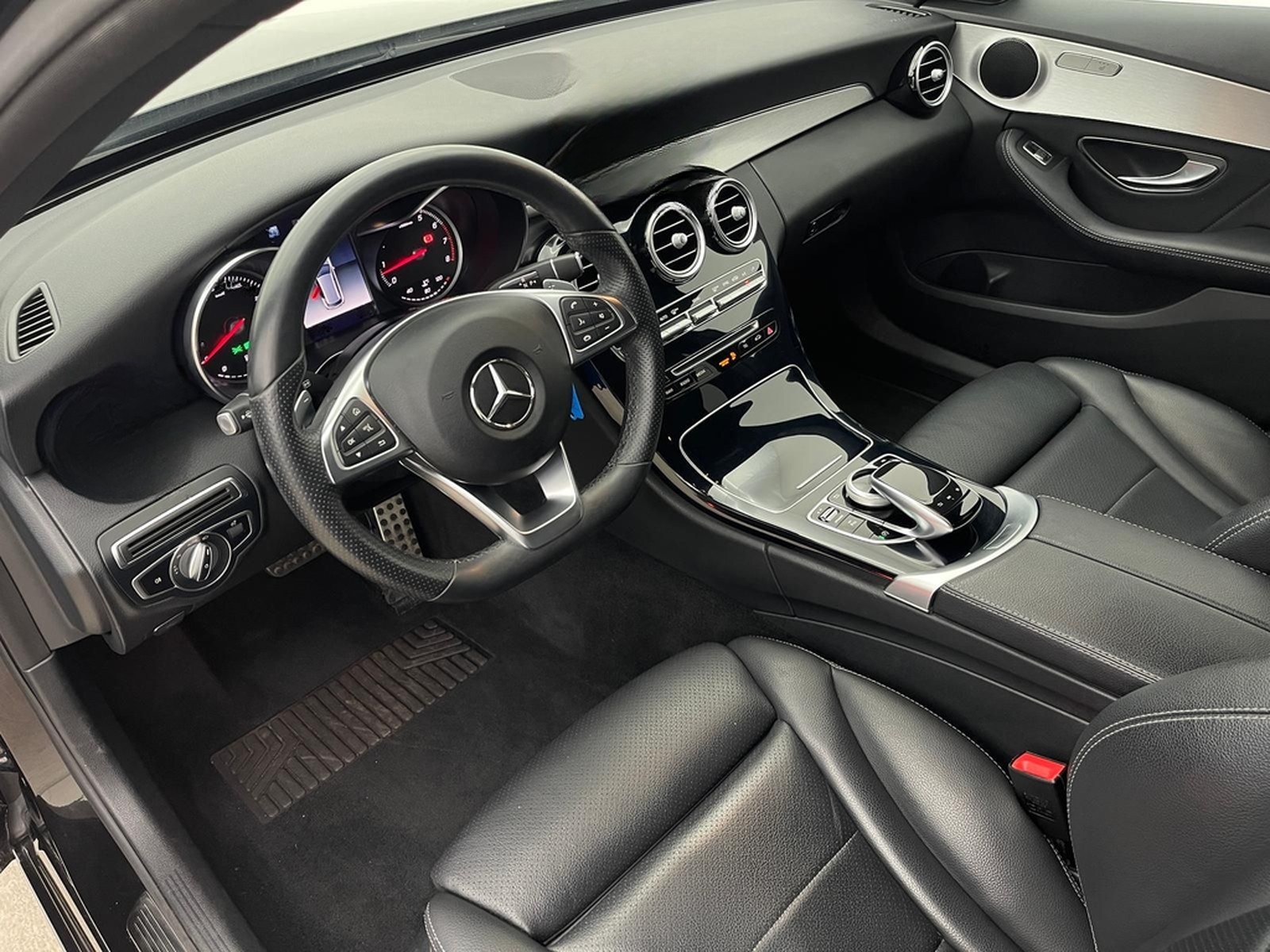 Mercedes-Benz C 200 AMG PAKET LED*KEYLESS*SHZ*PARK foto 11