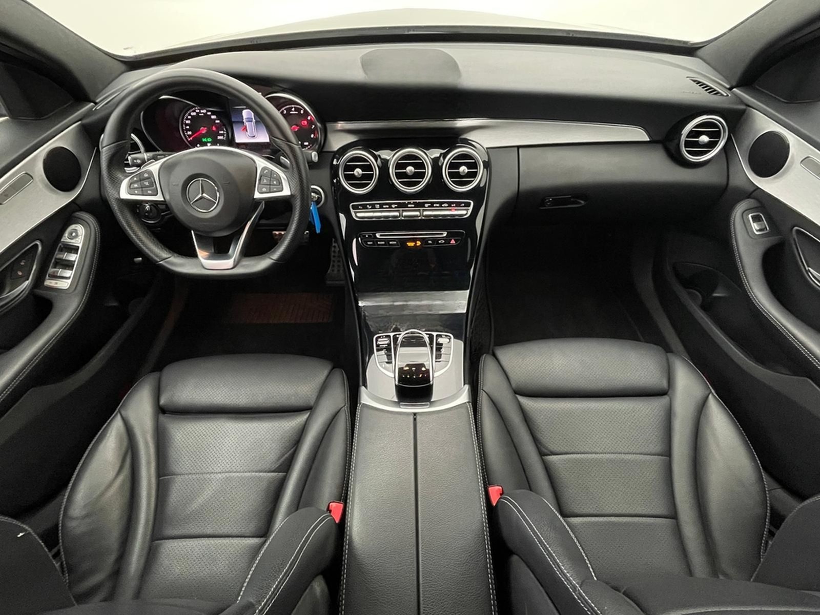 Mercedes-Benz C 200 AMG PAKET LED*KEYLESS*SHZ*PARK foto 15