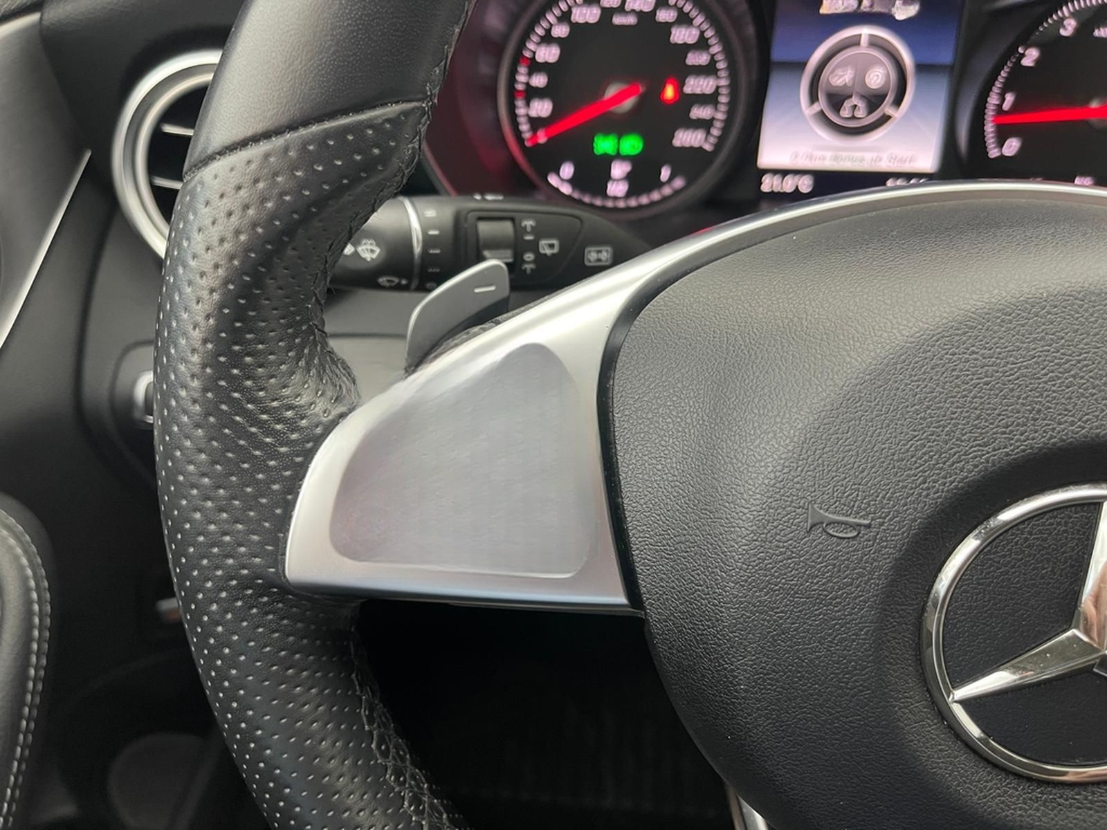Mercedes-Benz C 200 AMG PAKET LED*KEYLESS*SHZ*PARK foto 17