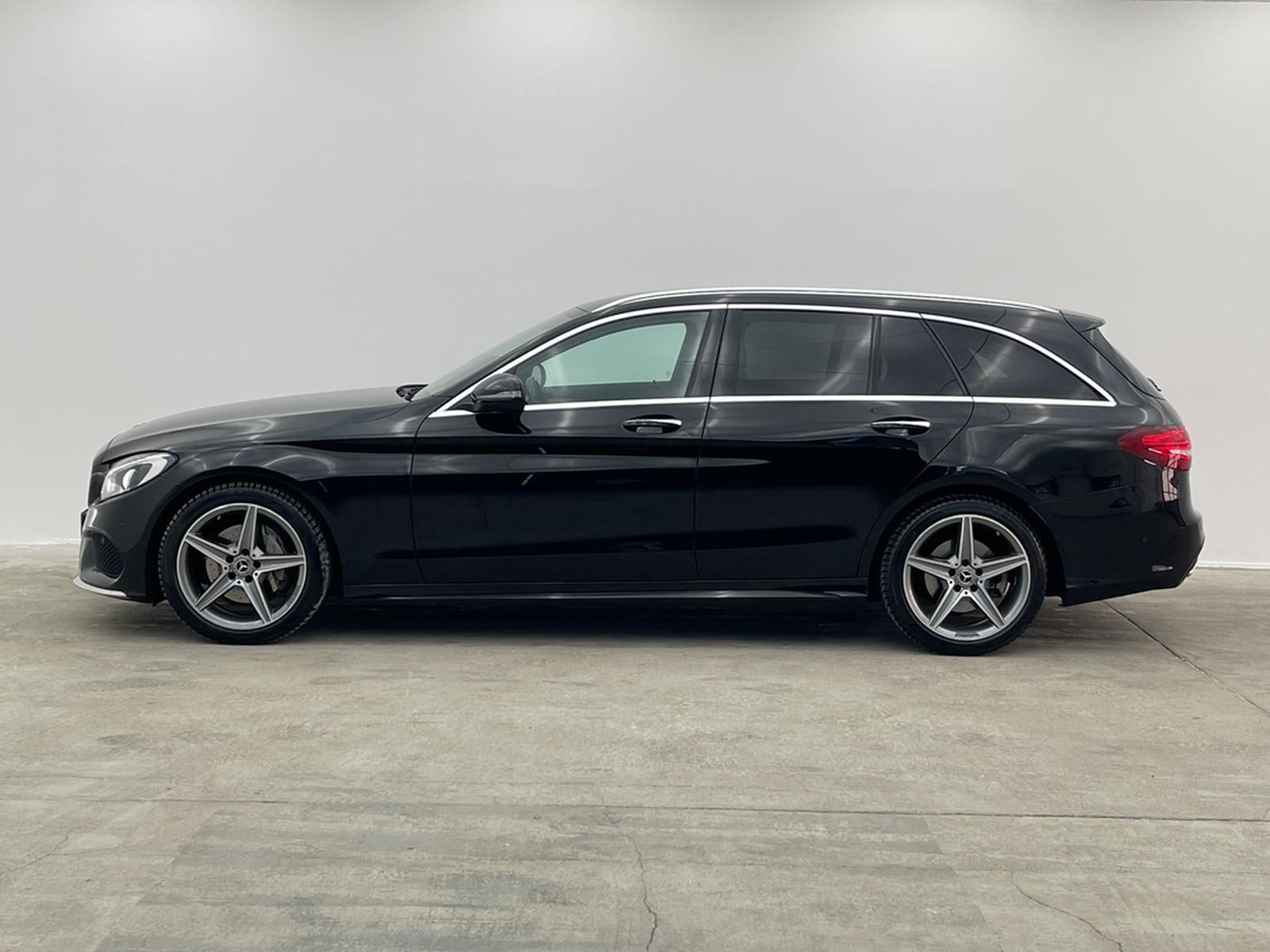 Mercedes-Benz C 200 AMG PAKET LED*KEYLESS*SHZ*PARK foto 10