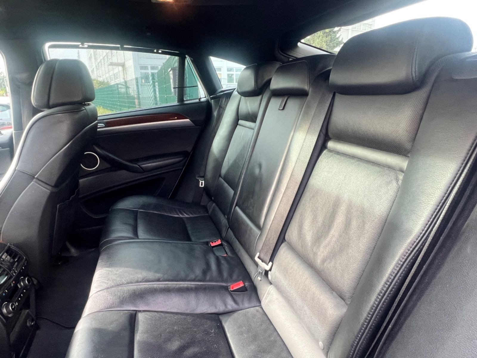 BMW X6 M Performance Edition Exclusive foto 11