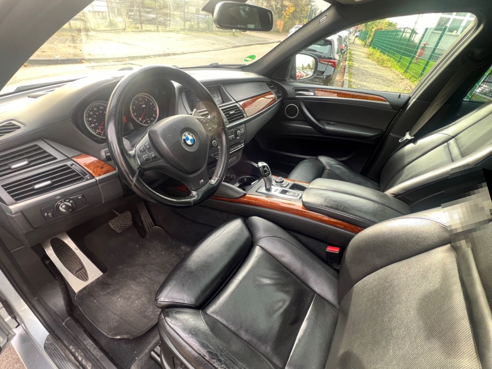 BMW X6 M Performance Edition Exclusive foto 8